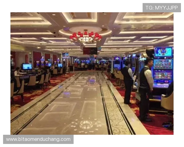 澳门皇冠赌场视频全景展示，揭秘赌场内部环境与娱乐项目细节